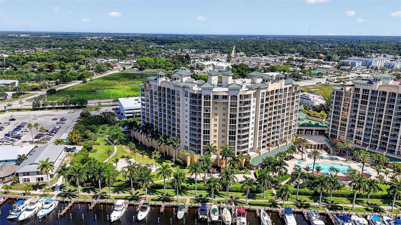 NORTH STAR YACHT CLUB - Residential