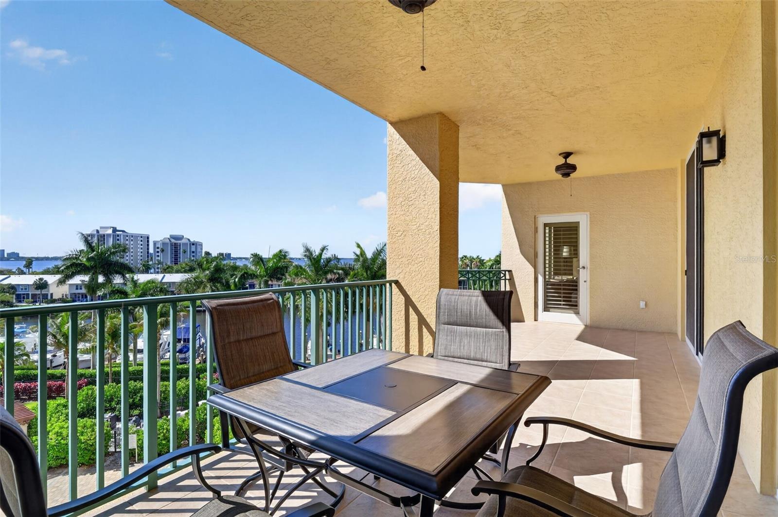 NORTH STAR YACHT CLUB - Residential