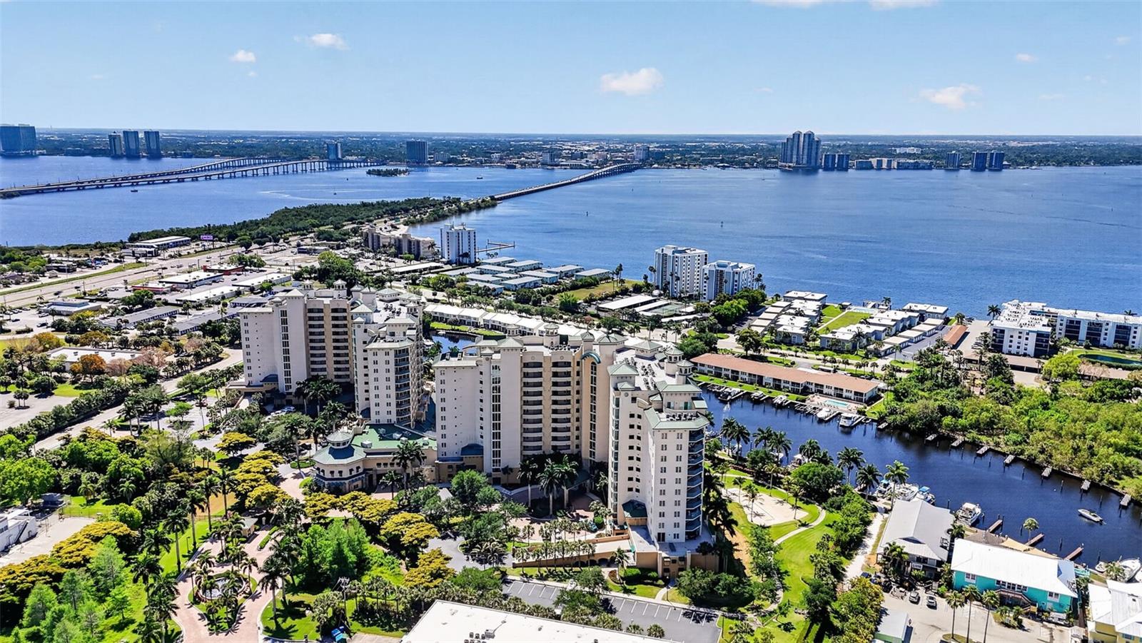 NORTH STAR YACHT CLUB - Residential