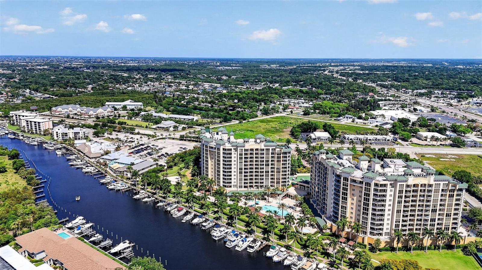 NORTH STAR YACHT CLUB - Residential