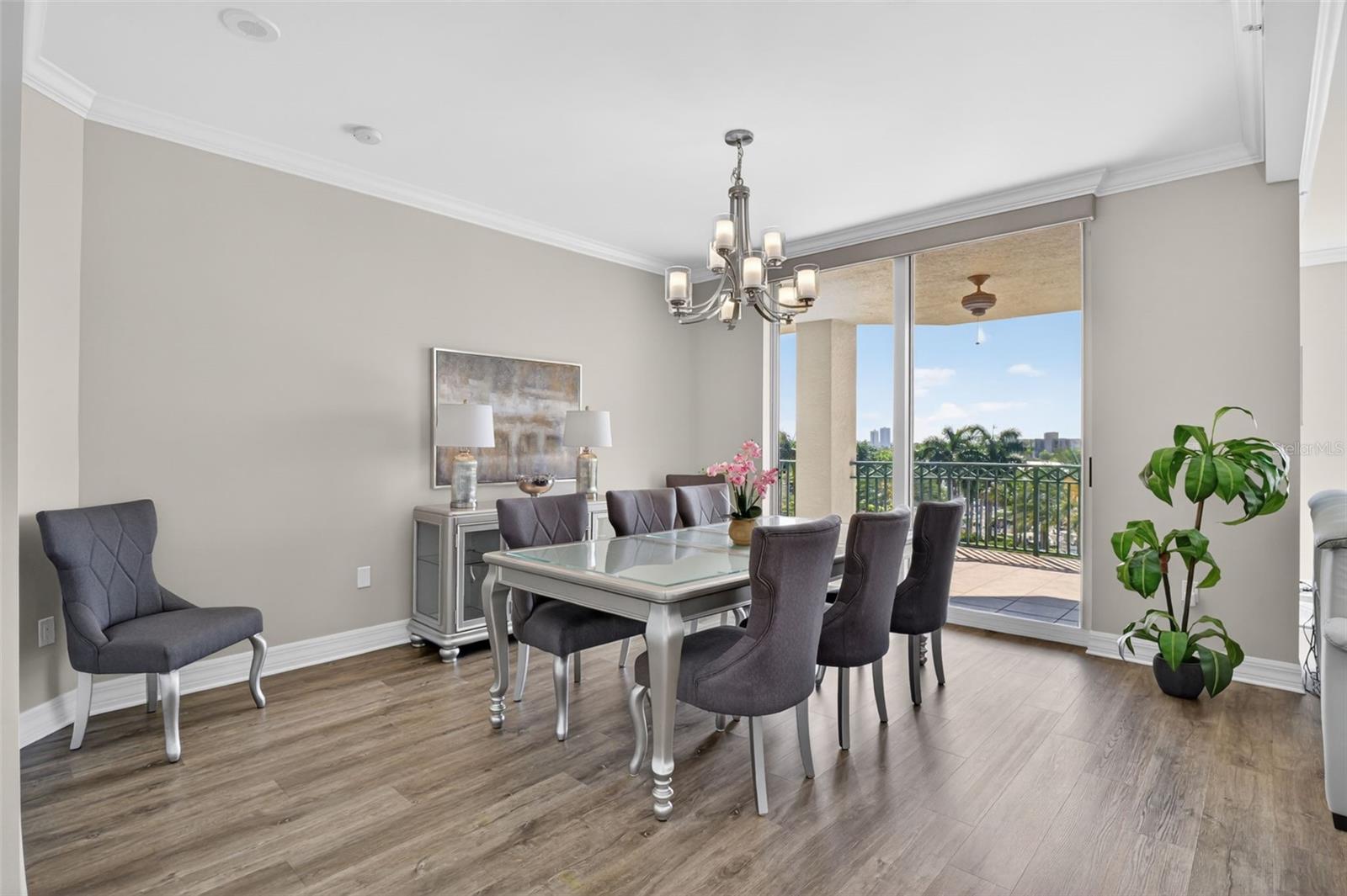 NORTH STAR YACHT CLUB - Residential