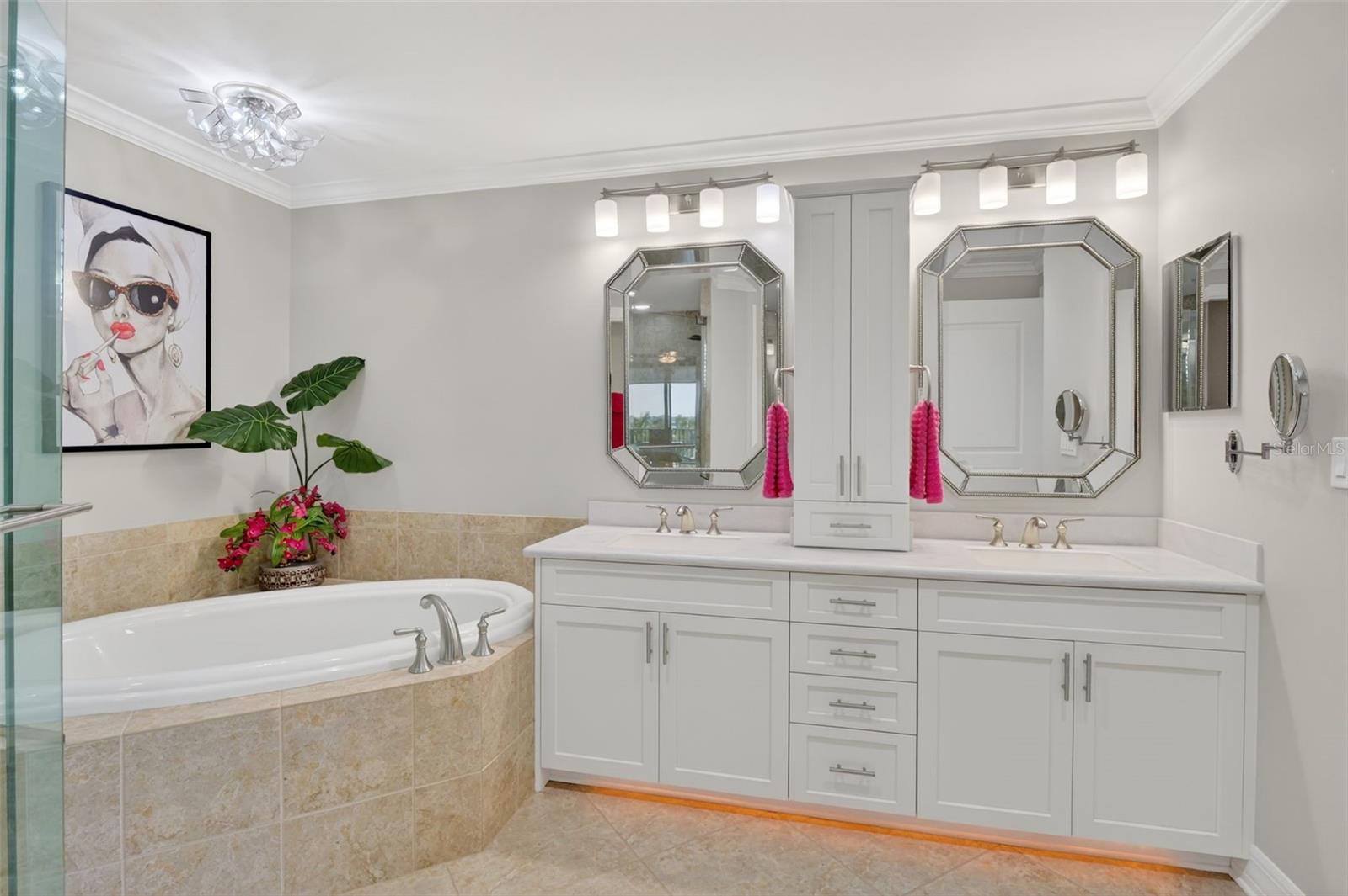 NORTH STAR YACHT CLUB - Residential