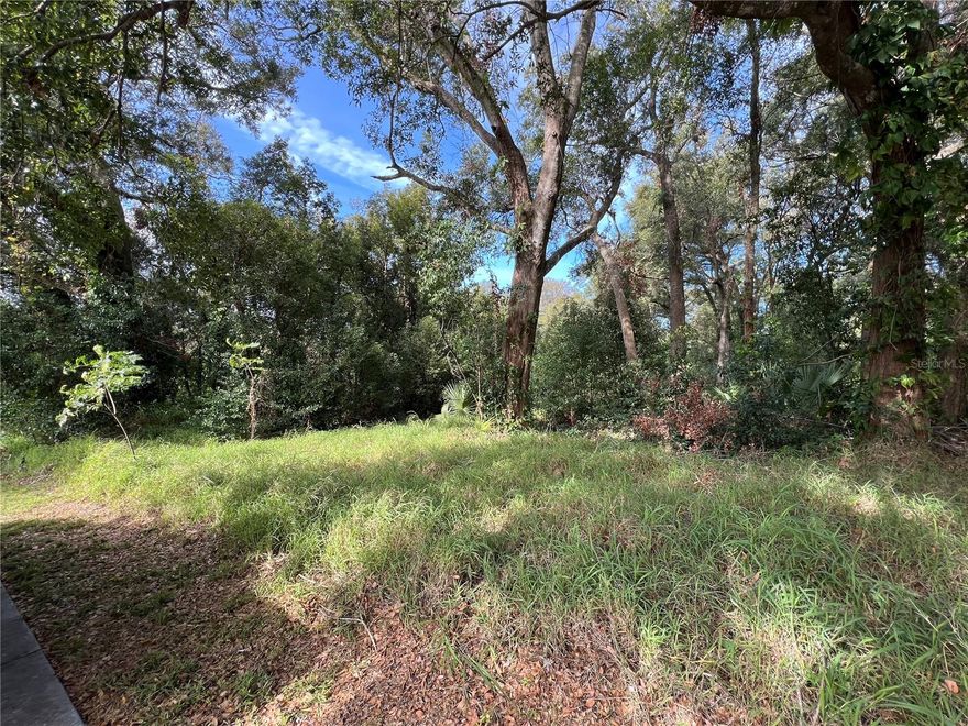 Prime industrial Development Opportunity!  Located in the rapidly growing Apopka market.  The property is easily accessible, Close to 441, the Toll Road 429 and 414.  It boasts exceptional visibility and accessibility to the high demand commercial corridor.  The property is ideal for warehousing, distribution, contractor use, and flex space.  Take advantage of the opportunity to invest in one of central florida's hottest strategic industrial hubs.