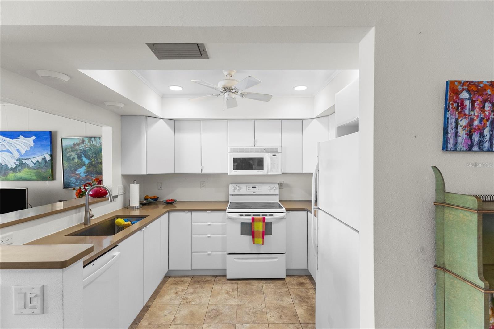 PELICAN COVE IV - Residential