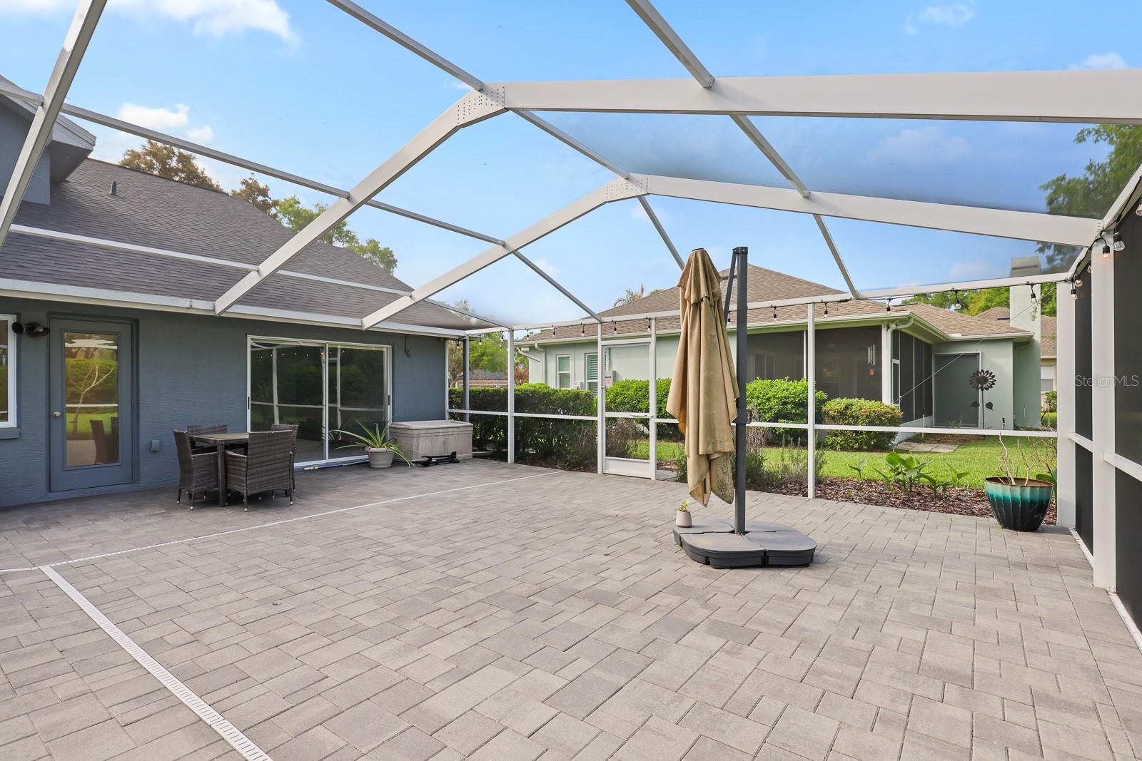 RIVER HILLS COUNTRY CLUB PARCE - Residential