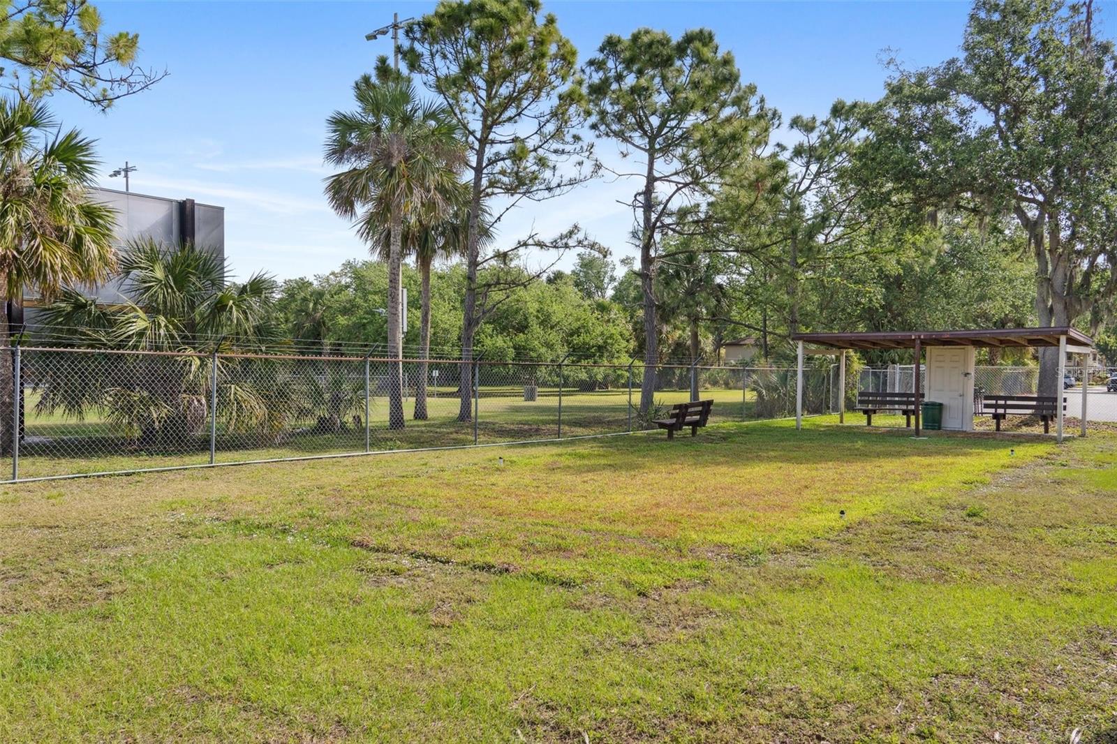 OAKS 03 - Residential