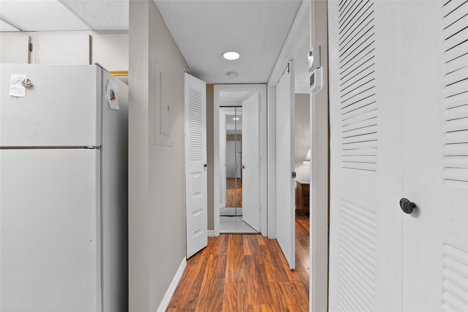 OAKS 03 - Residential