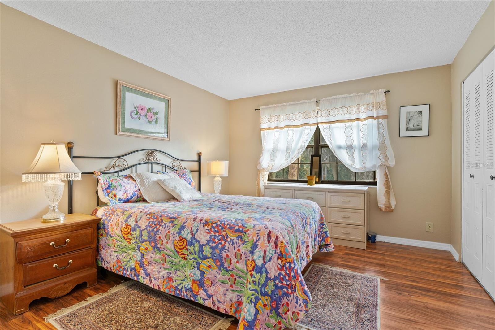 OAKS 03 - Residential