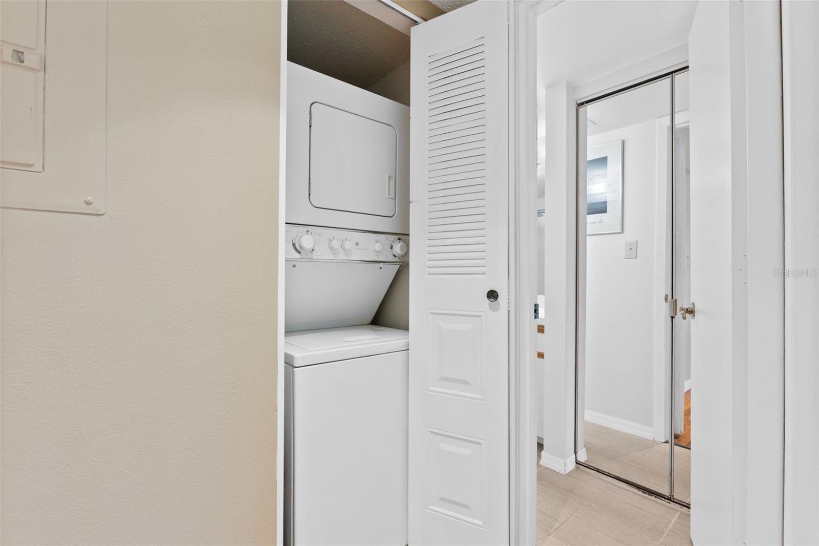 OAKS 03 - Residential