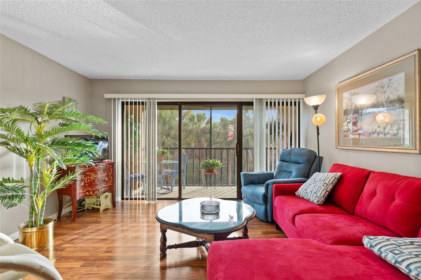 OAKS 03 - Residential