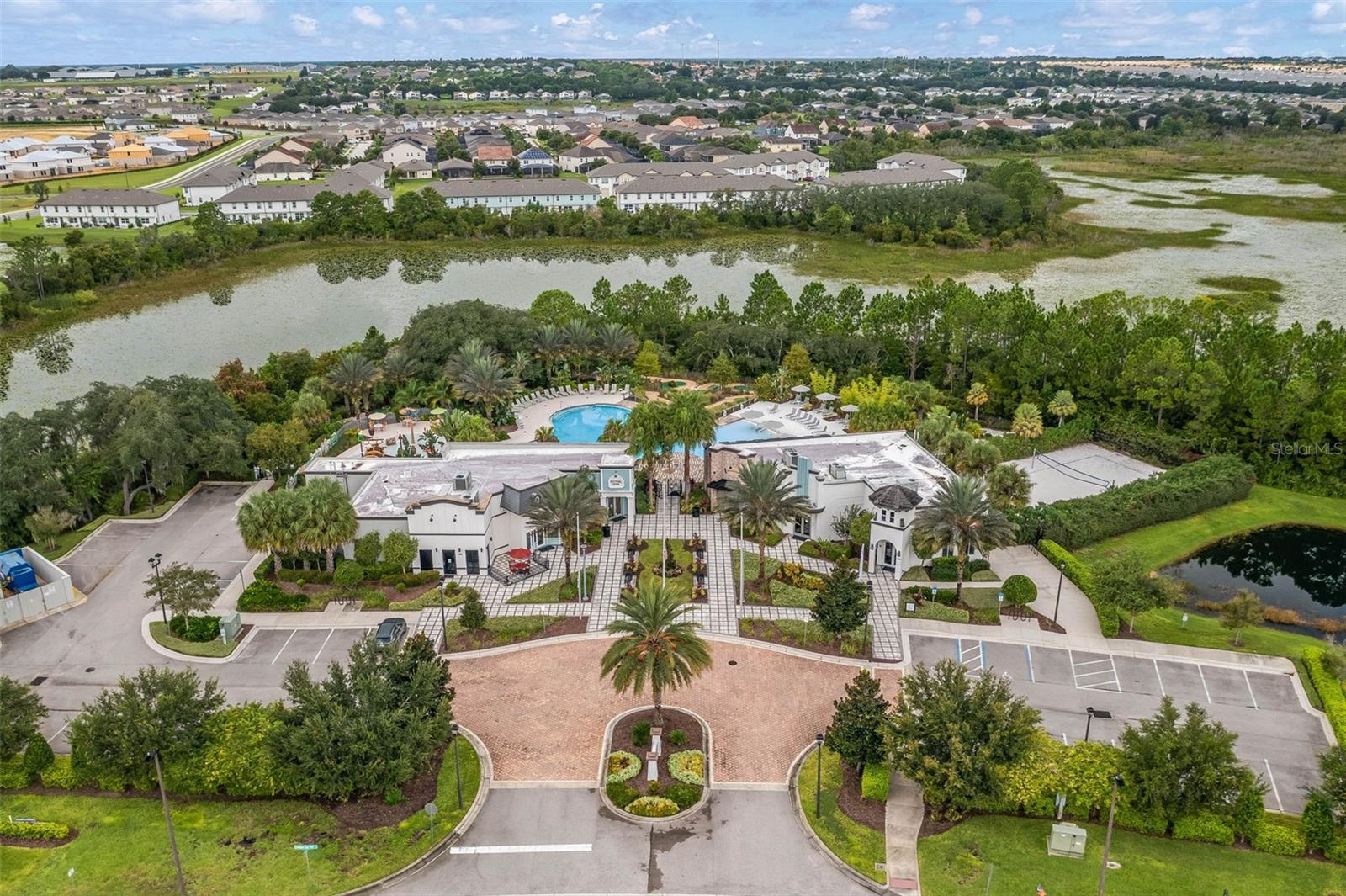 FESTIVAL PH 1 - Residential