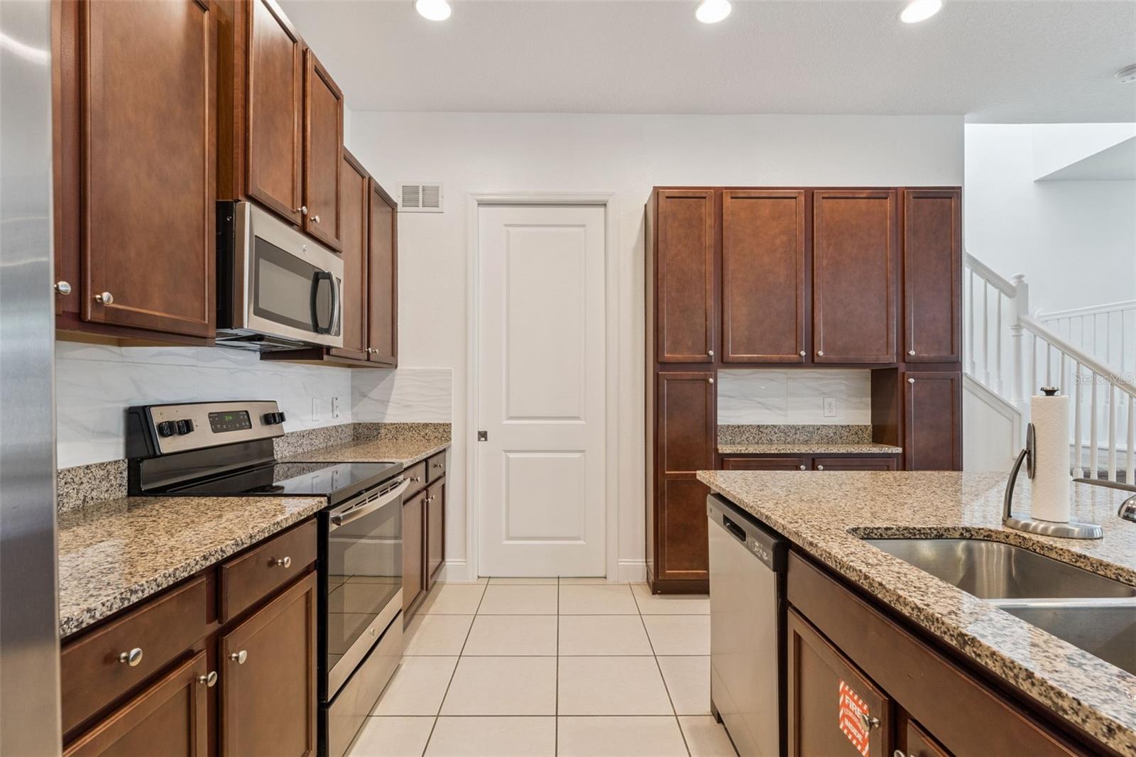 FESTIVAL PH 1 - Residential