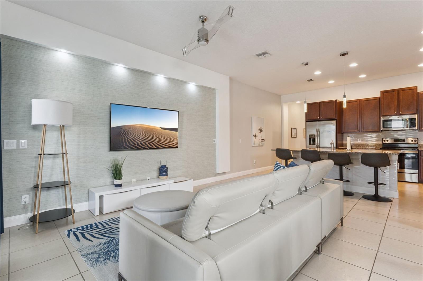 FESTIVAL PH 1 - Residential