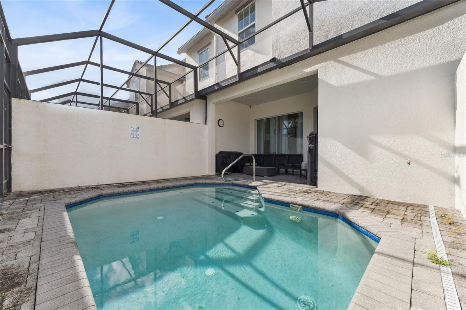 FESTIVAL PH 1 - Residential