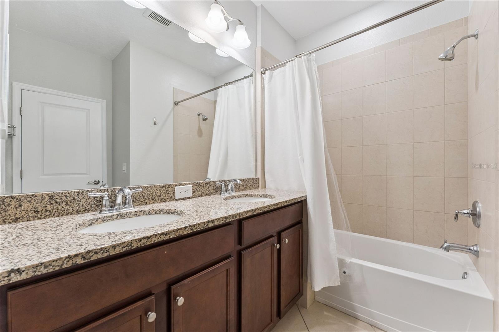 FESTIVAL PH 1 - Residential