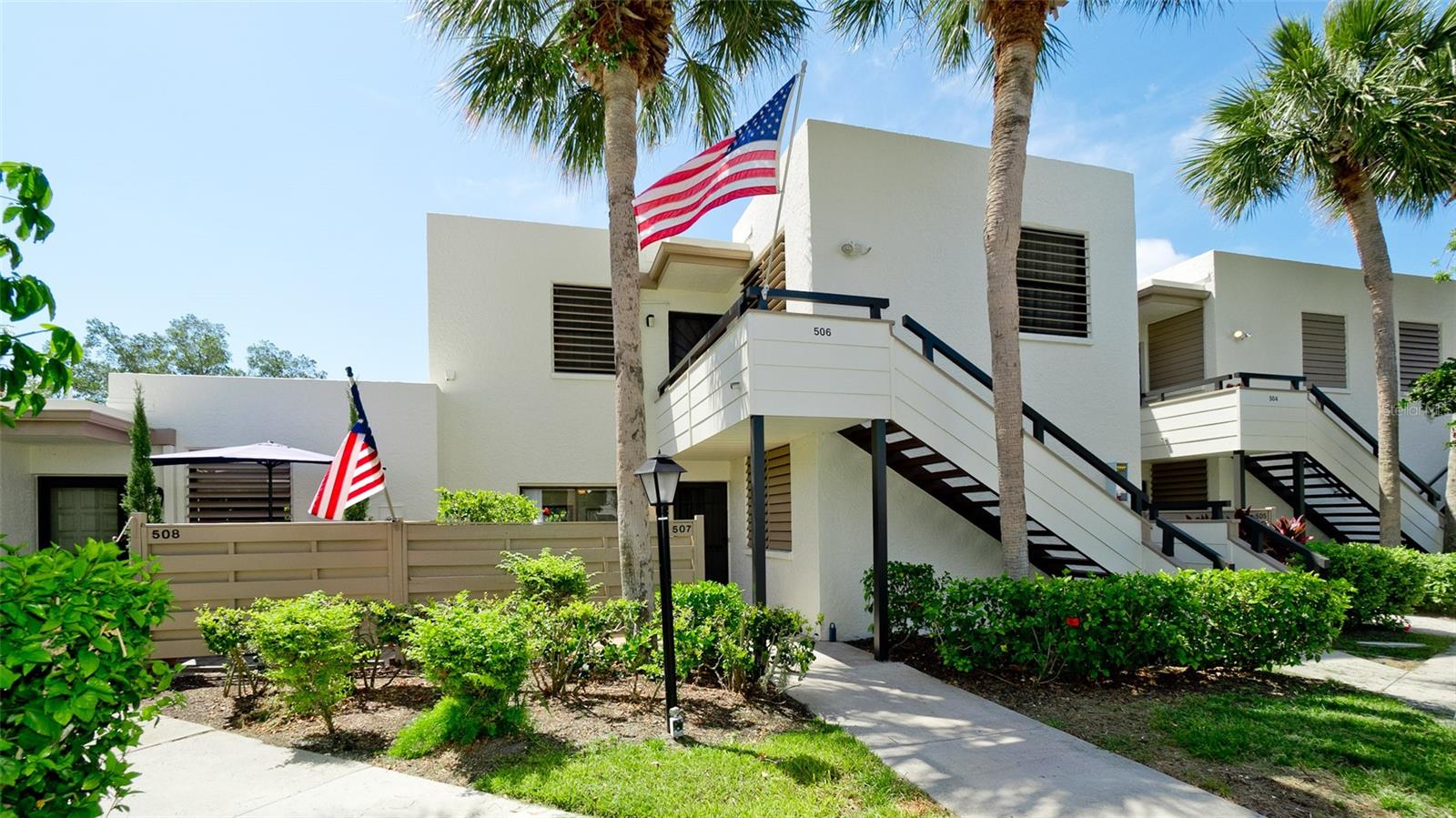 507 LAKESIDE DRIVE 507