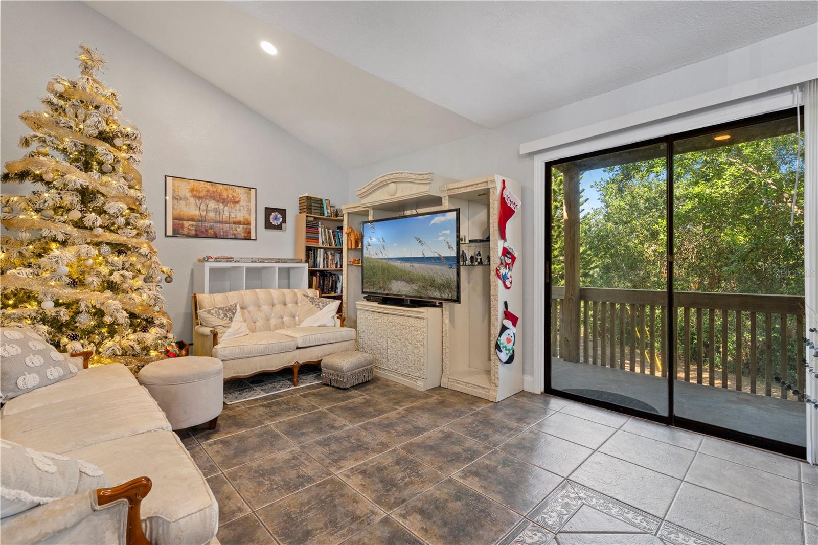 WINTER PARK WOODS CONDO - Residential