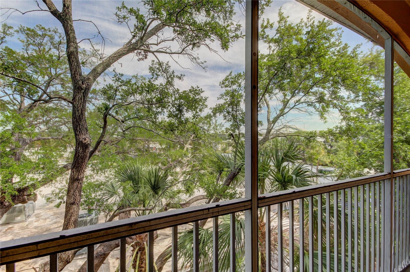 CULBREATH KEY BAYSIDE CONDOMIN - Residential