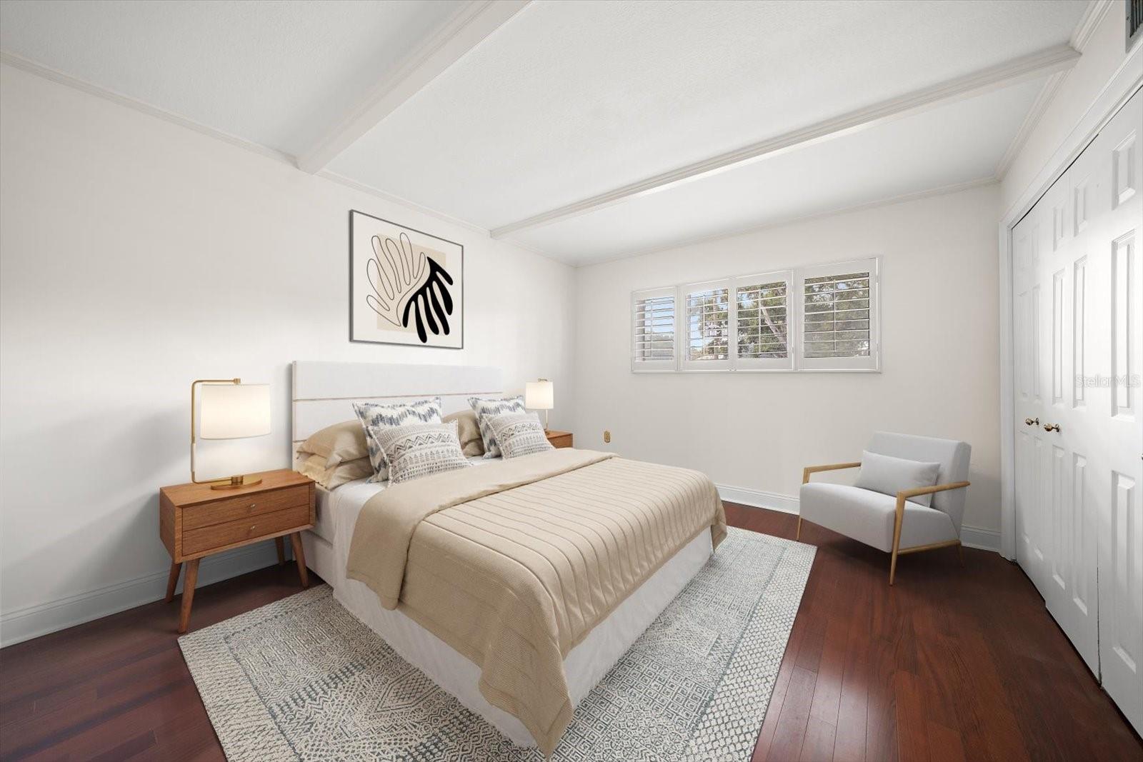 SUNSHINE TOWERS APT RESIDENCES - Residential