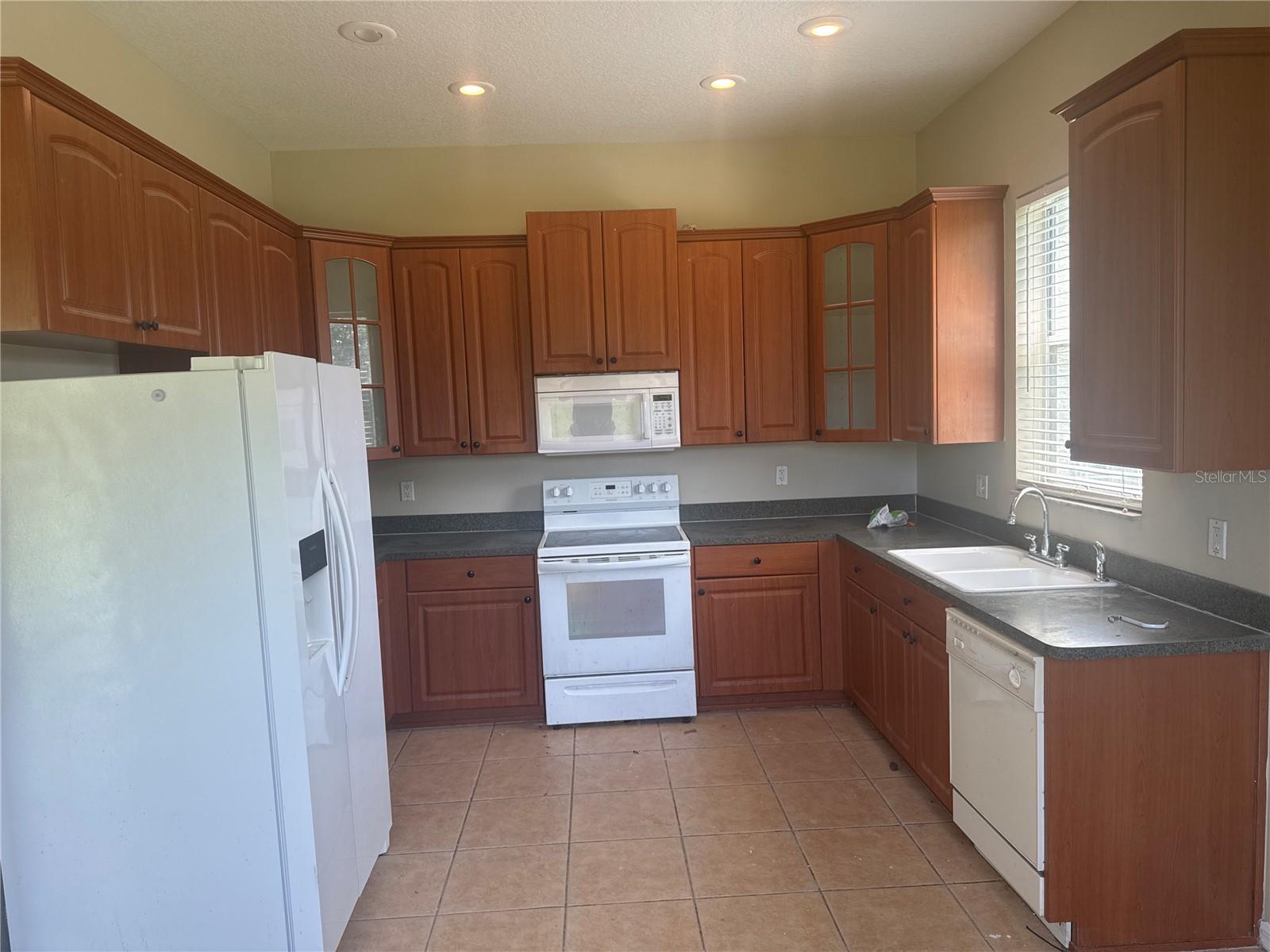 1452 CRAZY HORSE DRIVE