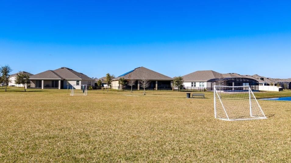 LAKE HAMILTON 40'S - Residential