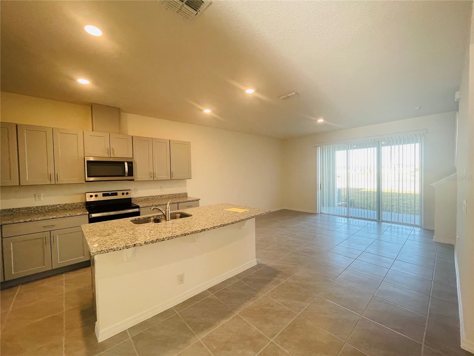 OSCEOLA VILLAGE CENTER PH 2 - Residential