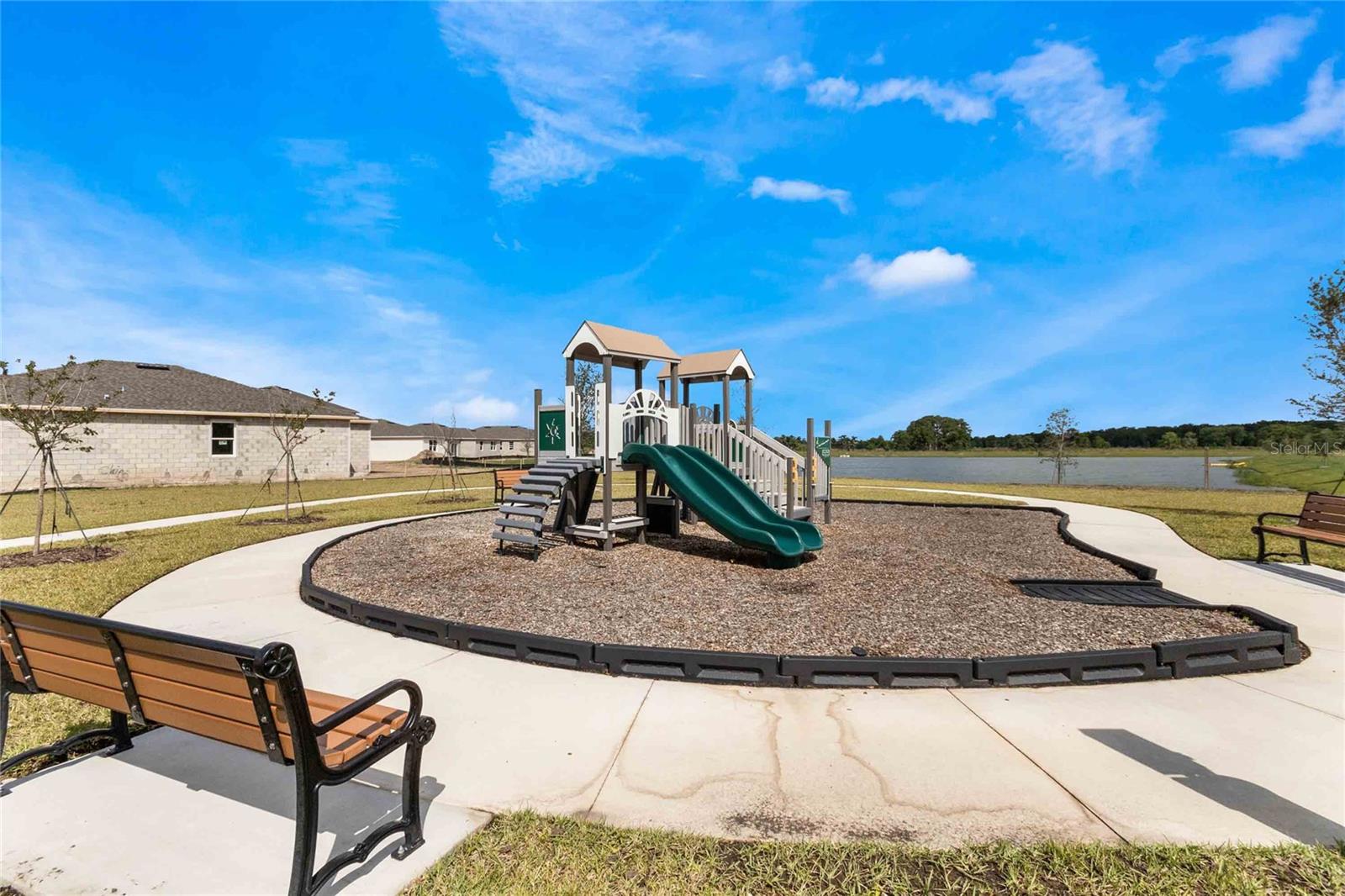 OSCEOLA VILLAGE CENTER PH 2 - Residential