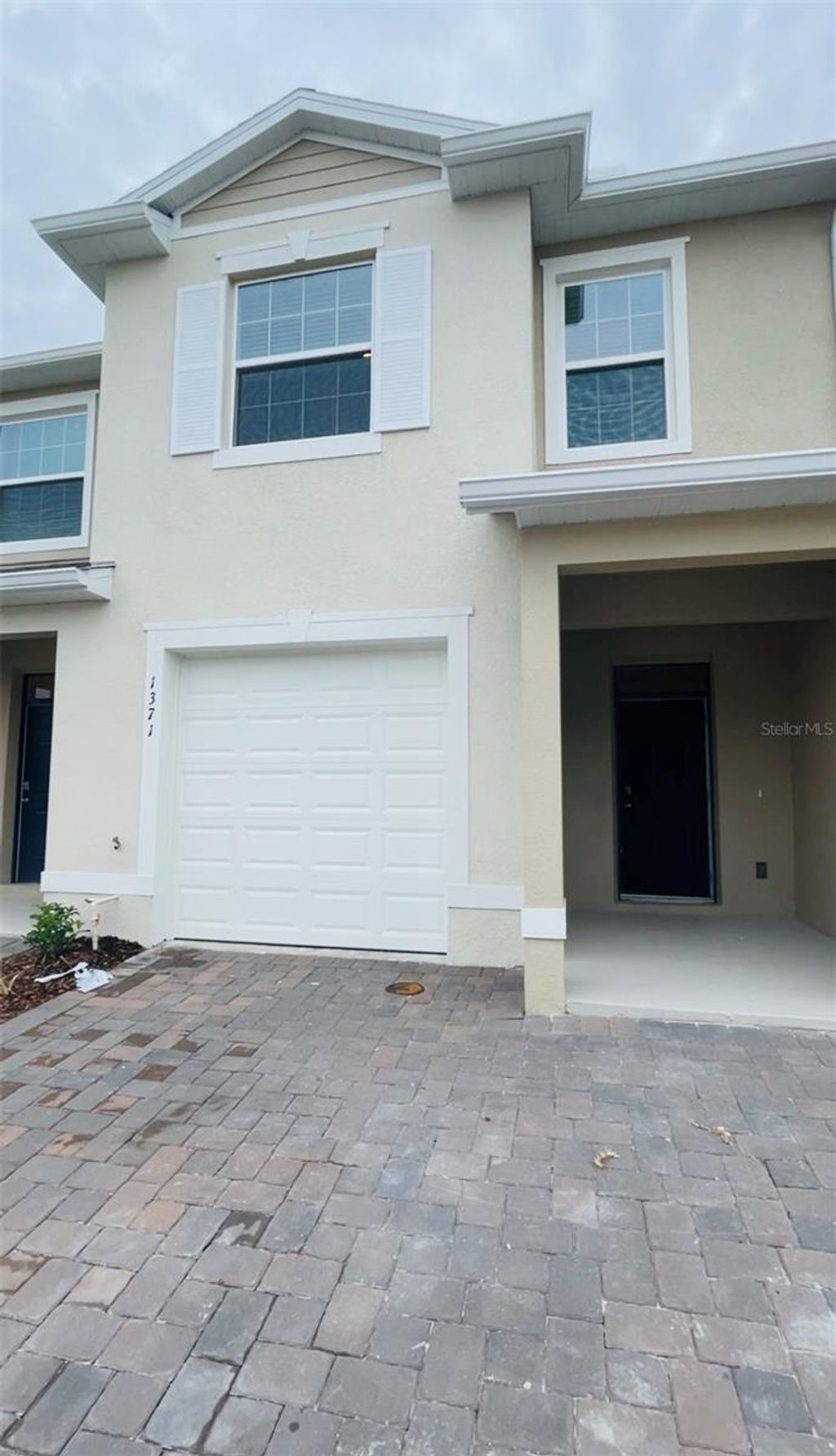 Photo of 1371 Isleta Loop, Kissimmee, FL 34741 (MLS # O6408899)