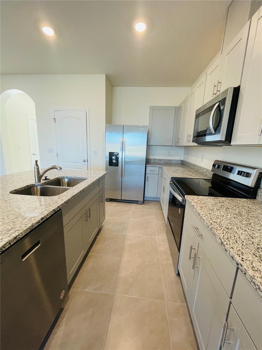OSCEOLA VILLAGE CENTER PH 2 - Residential