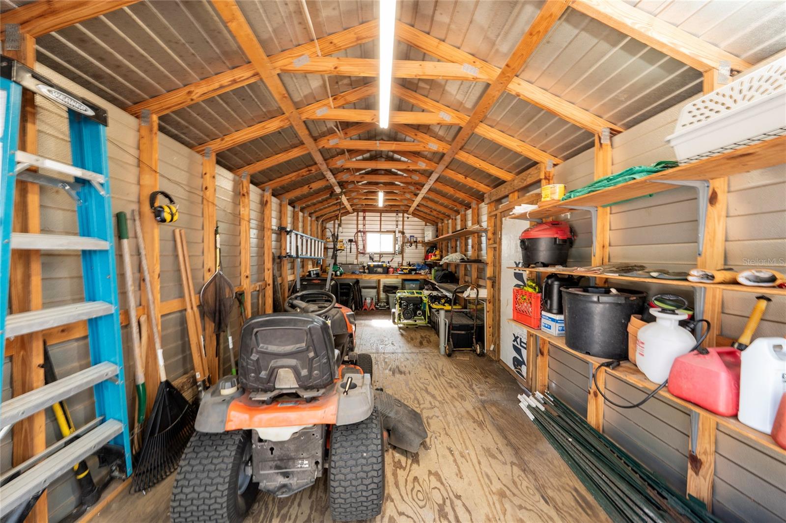 ACREAGE - Residential