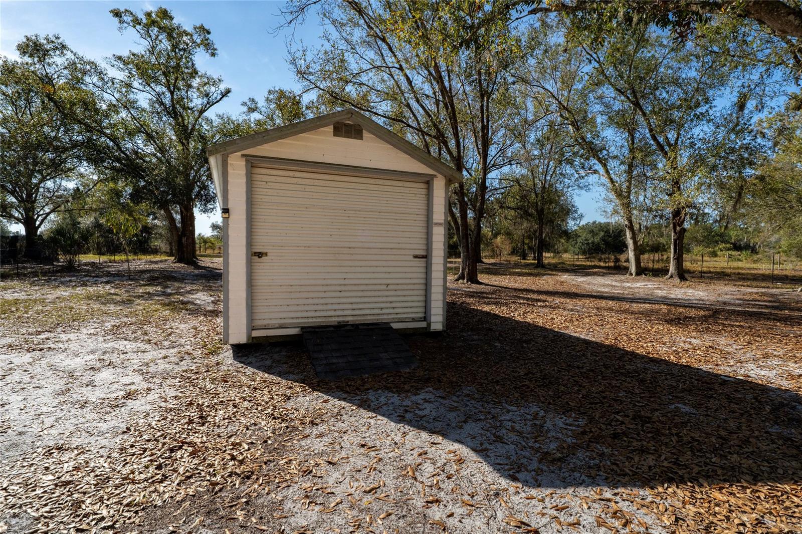 ACREAGE - Residential