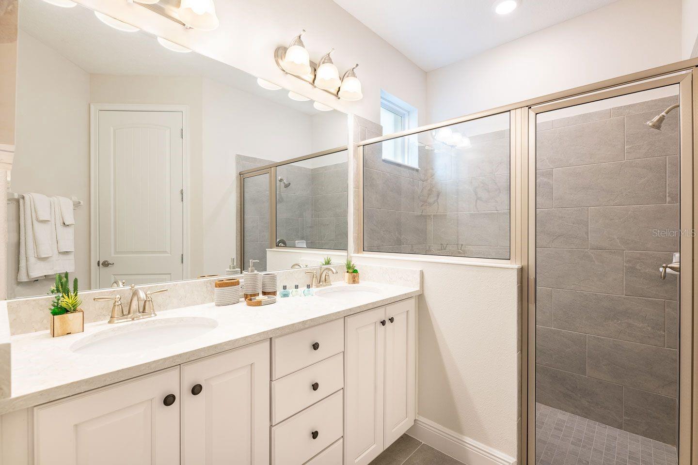 REUNION WEST PH 4 REP - Residential