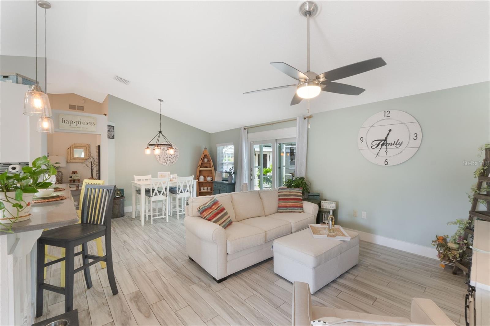 HARBOR SHORES UNIT 02 - Residential