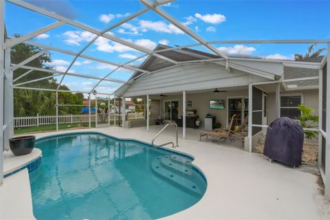 Tiny photo for 12401 Blue Heron Way, Leesburg, FL 34788 (MLS # G5109552)