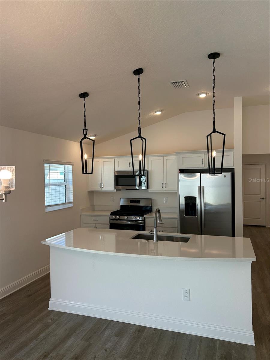 VILLAGES/WEST LAKE UN #59 - Residential Lease