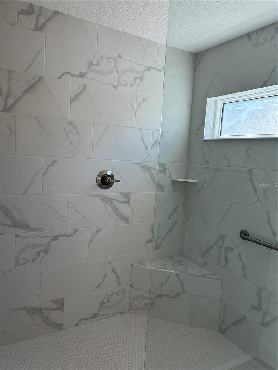 VILLAGES/WEST LAKE UN #59 - Residential Lease