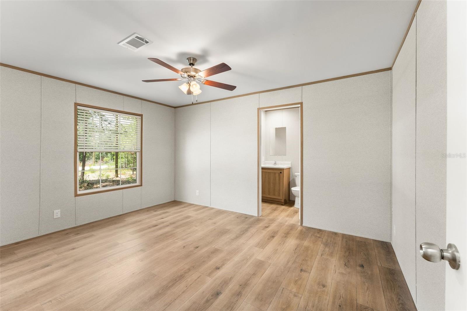 WILLISTON HLNDS - Residential