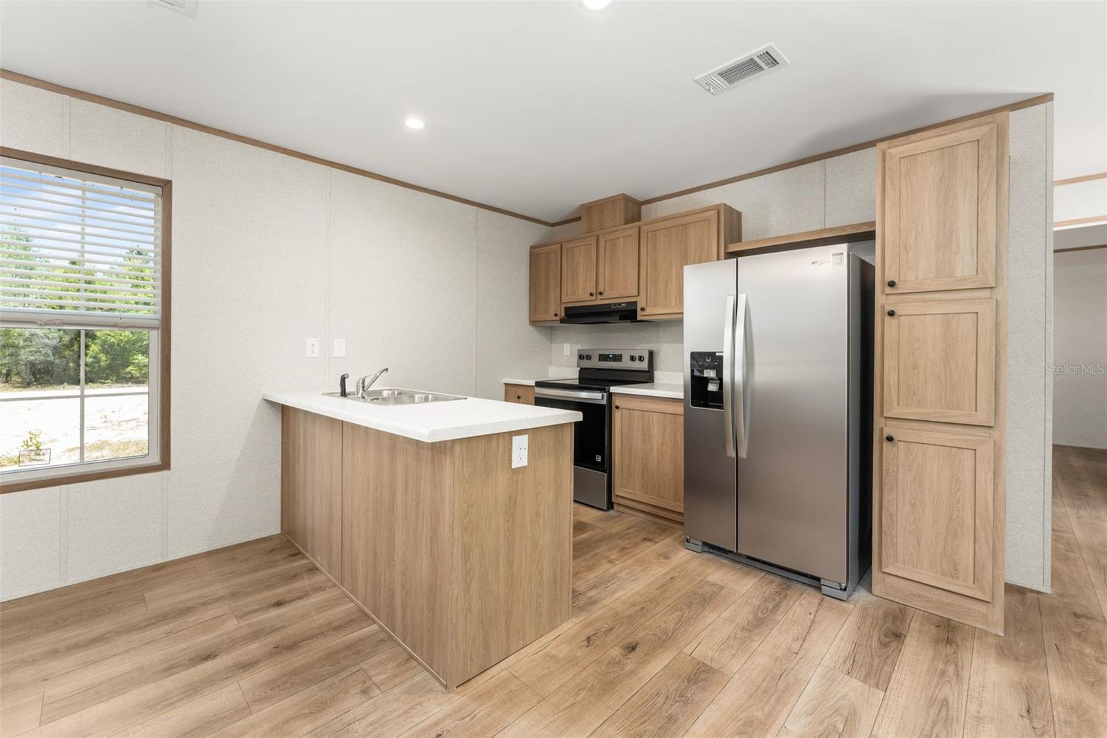 WILLISTON HLNDS - Residential