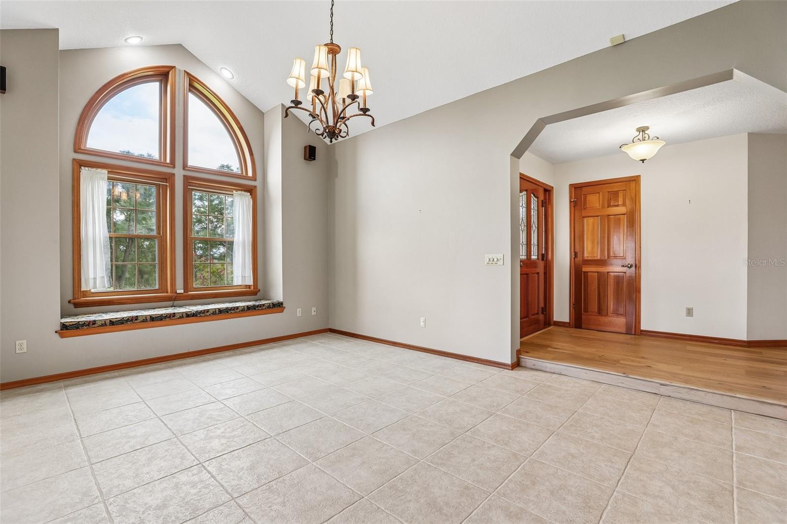 7273 CHESTERHILL CIR