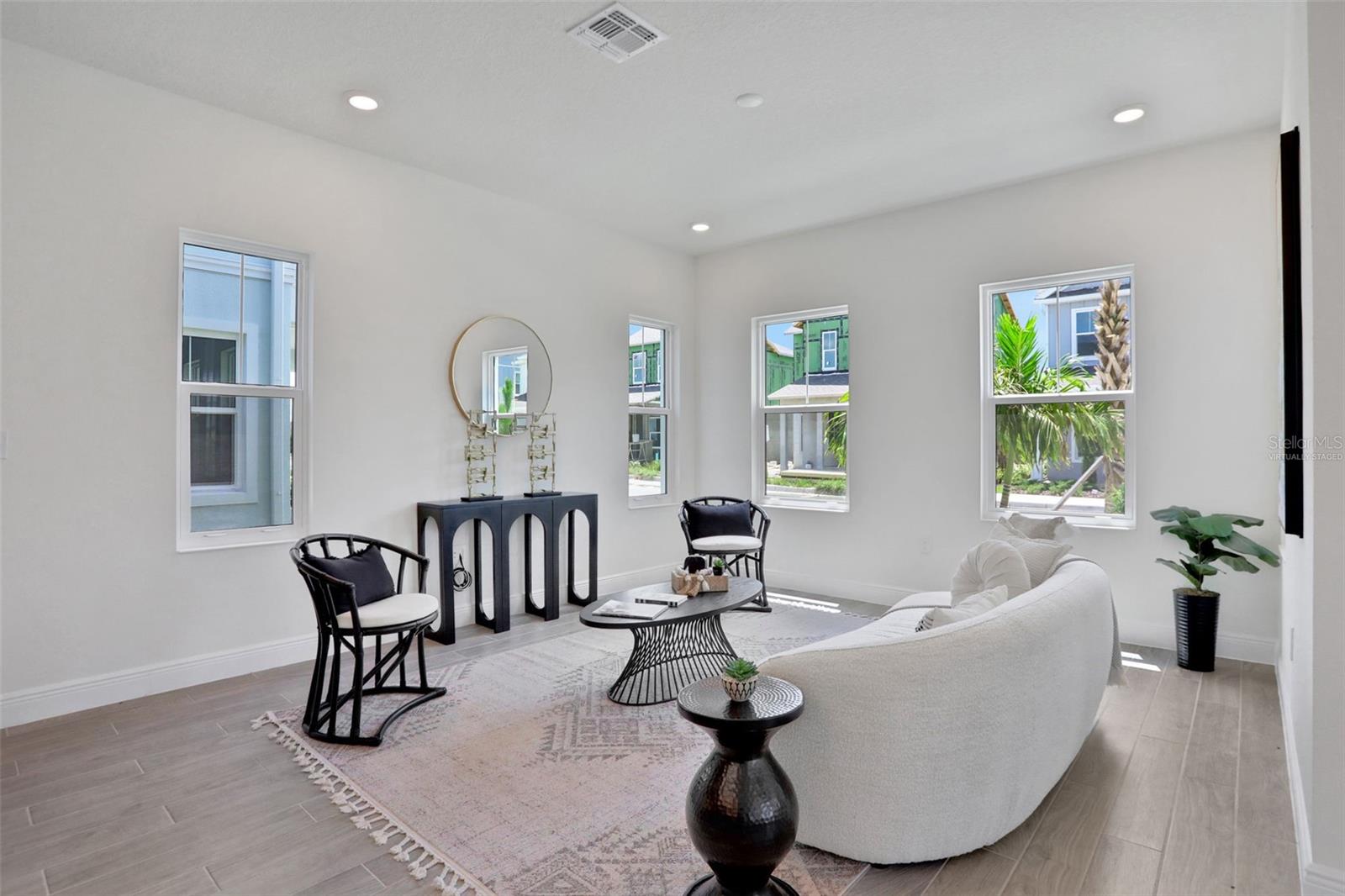 BUNGALOW WALK LAKEWOOD RANCH NEIGHBORHOOD - Residential