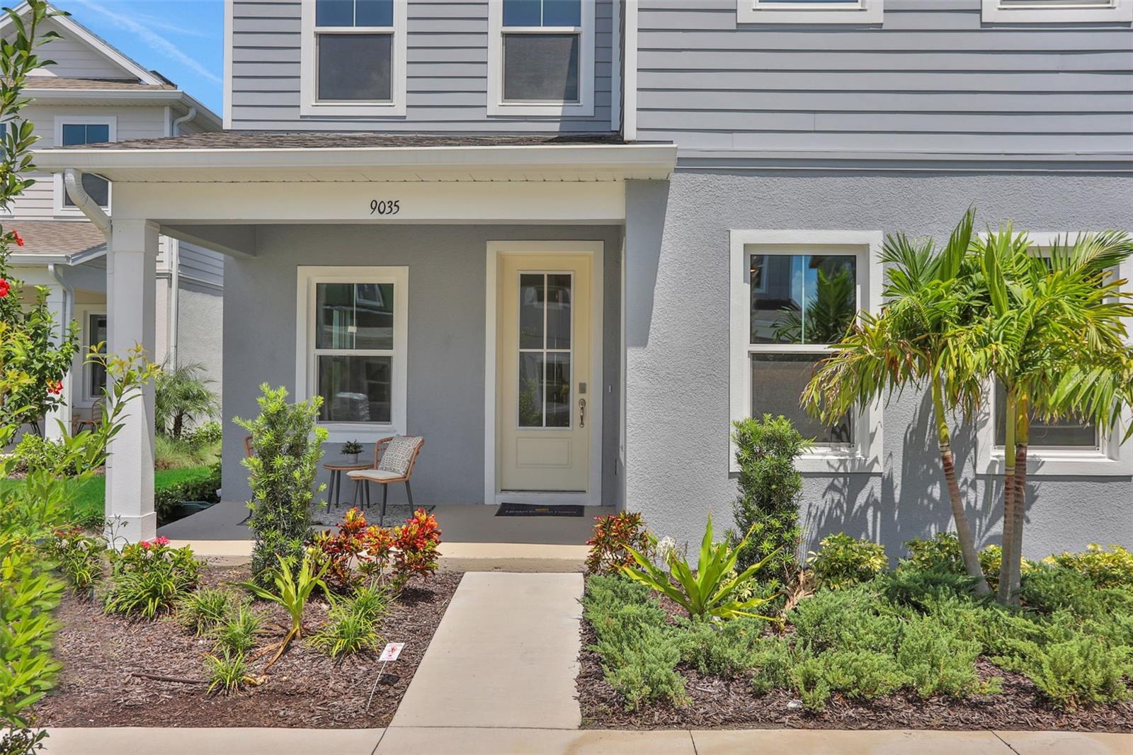 BUNGALOW WALK LAKEWOOD RANCH NEIGHBORHOOD - Residential