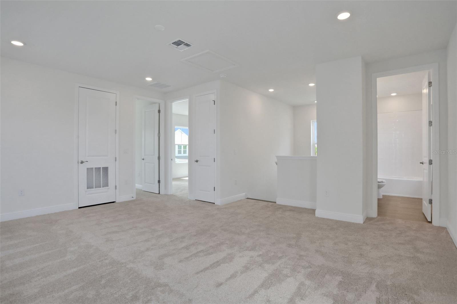 BUNGALOW WALK LAKEWOOD RANCH NEIGHBORHOOD - Residential