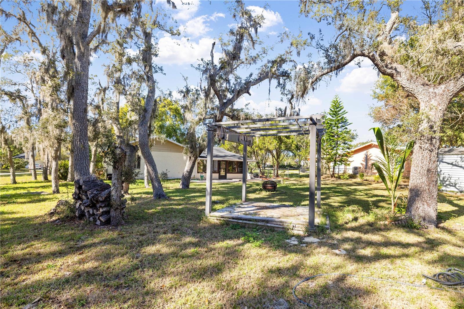 LAKE BERNADETTE GARDENS - Residential