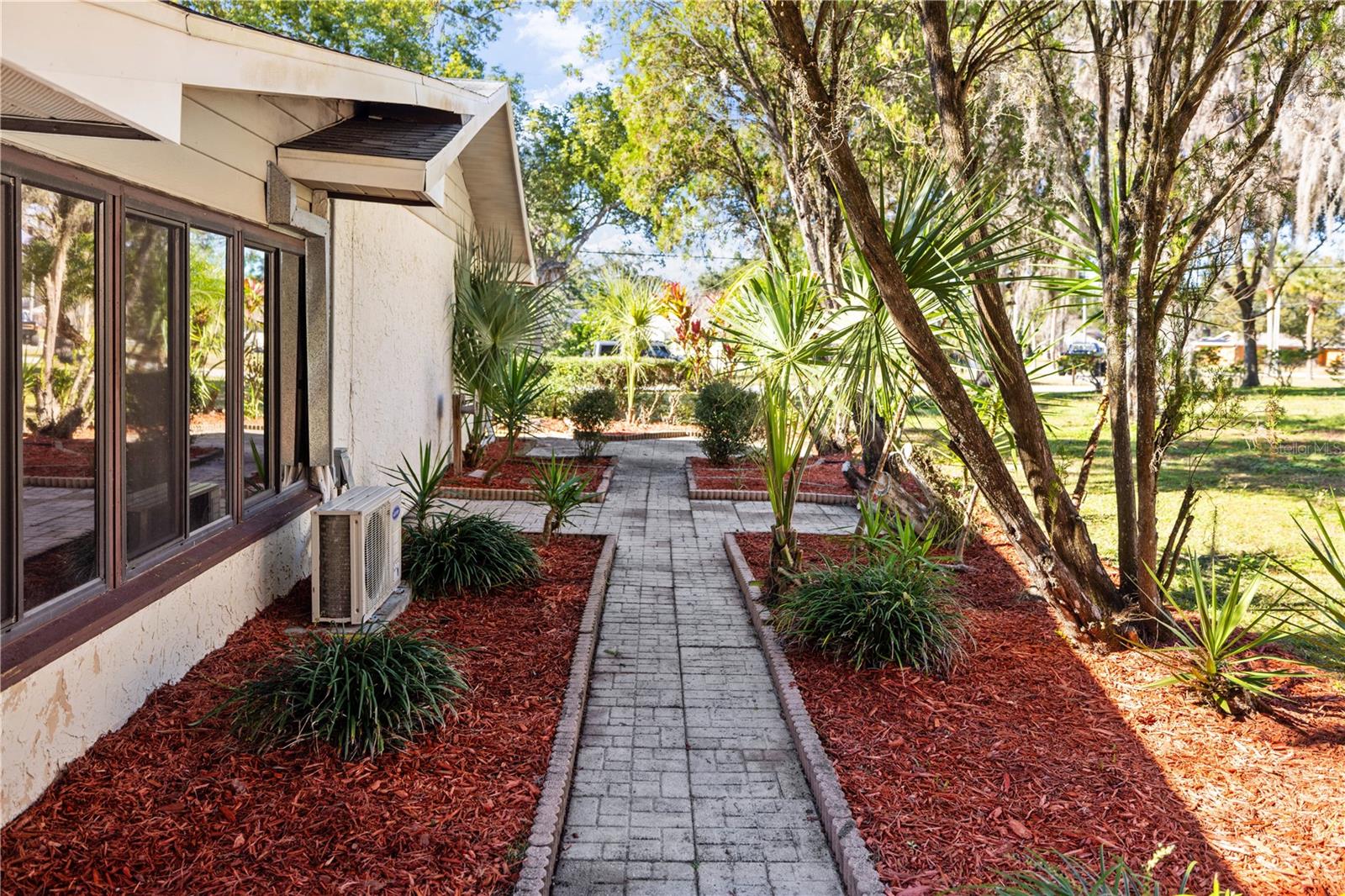 LAKE BERNADETTE GARDENS - Residential