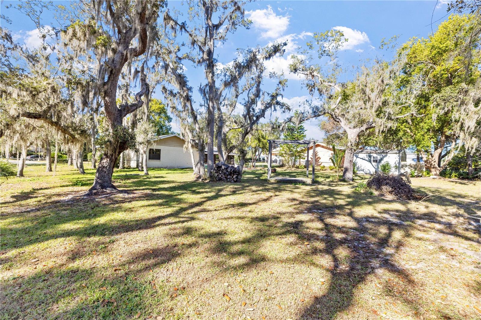 LAKE BERNADETTE GARDENS - Residential