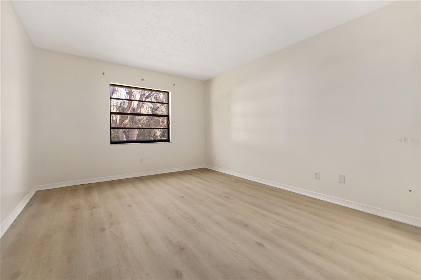 LAKE BERNADETTE GARDENS - Residential