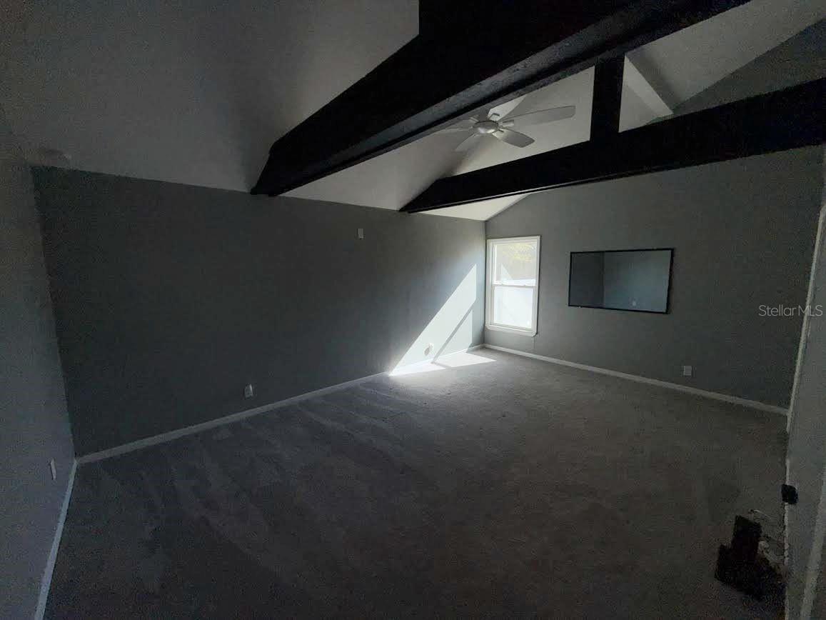 WEEKS D P RESUB - Residential