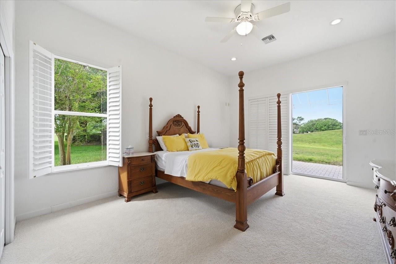 SILVERTHORN PH 2A LOT 15 - Residential