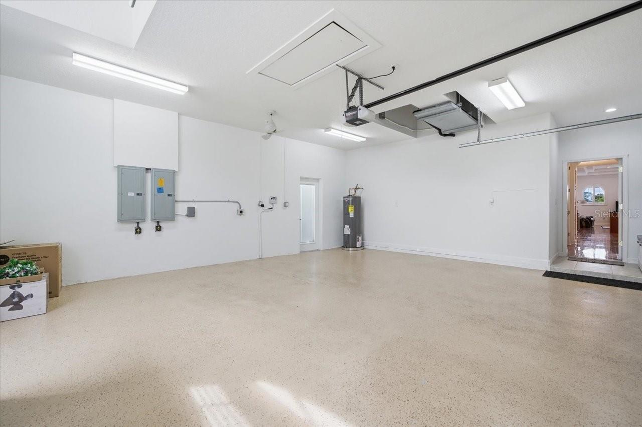 SILVERTHORN PH 2A LOT 15 - Residential