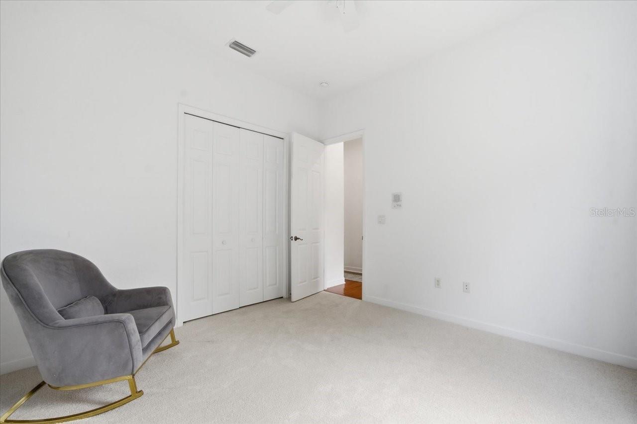 SILVERTHORN PH 2A LOT 15 - Residential